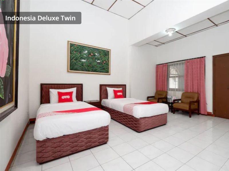 Super Oyo Capital O 1644 Hotel Griya Kencana Surakarta  Exterior photo